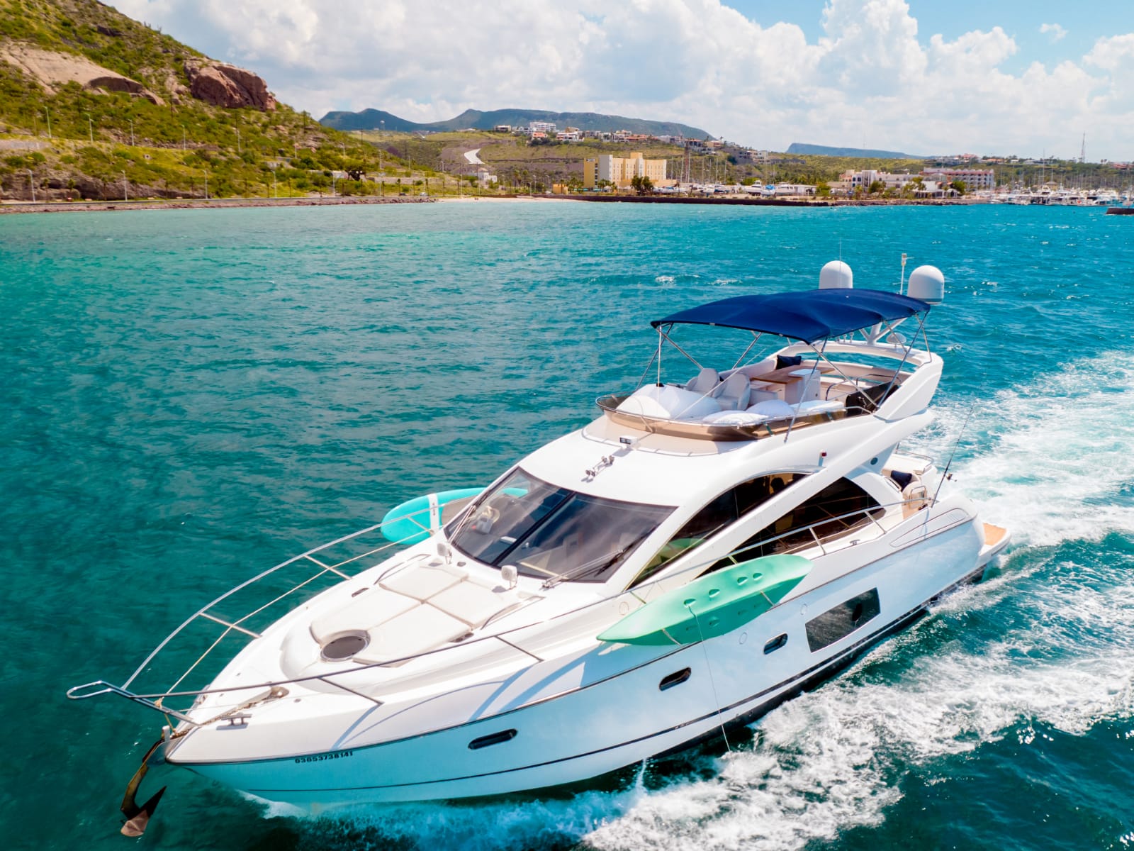 private luxury yacht for rent in Cabo